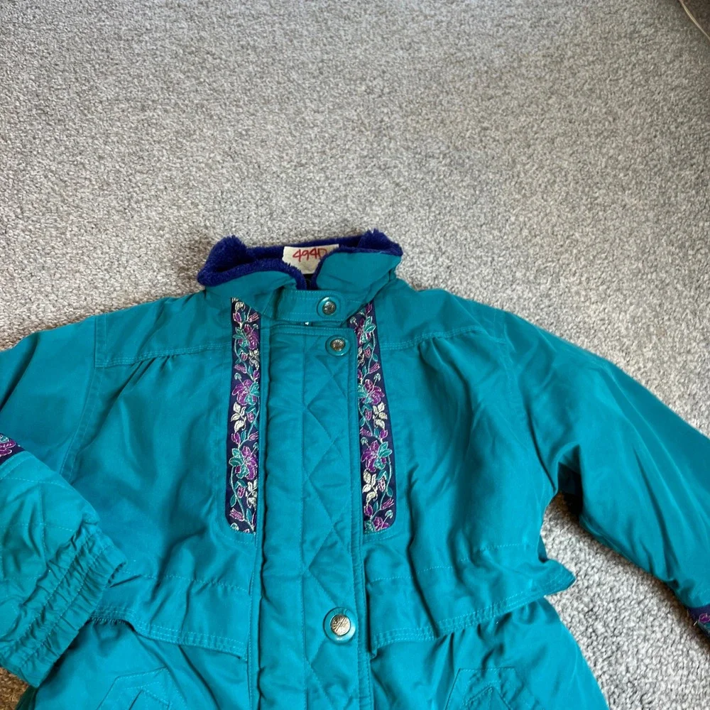 Vintage brand unbranded